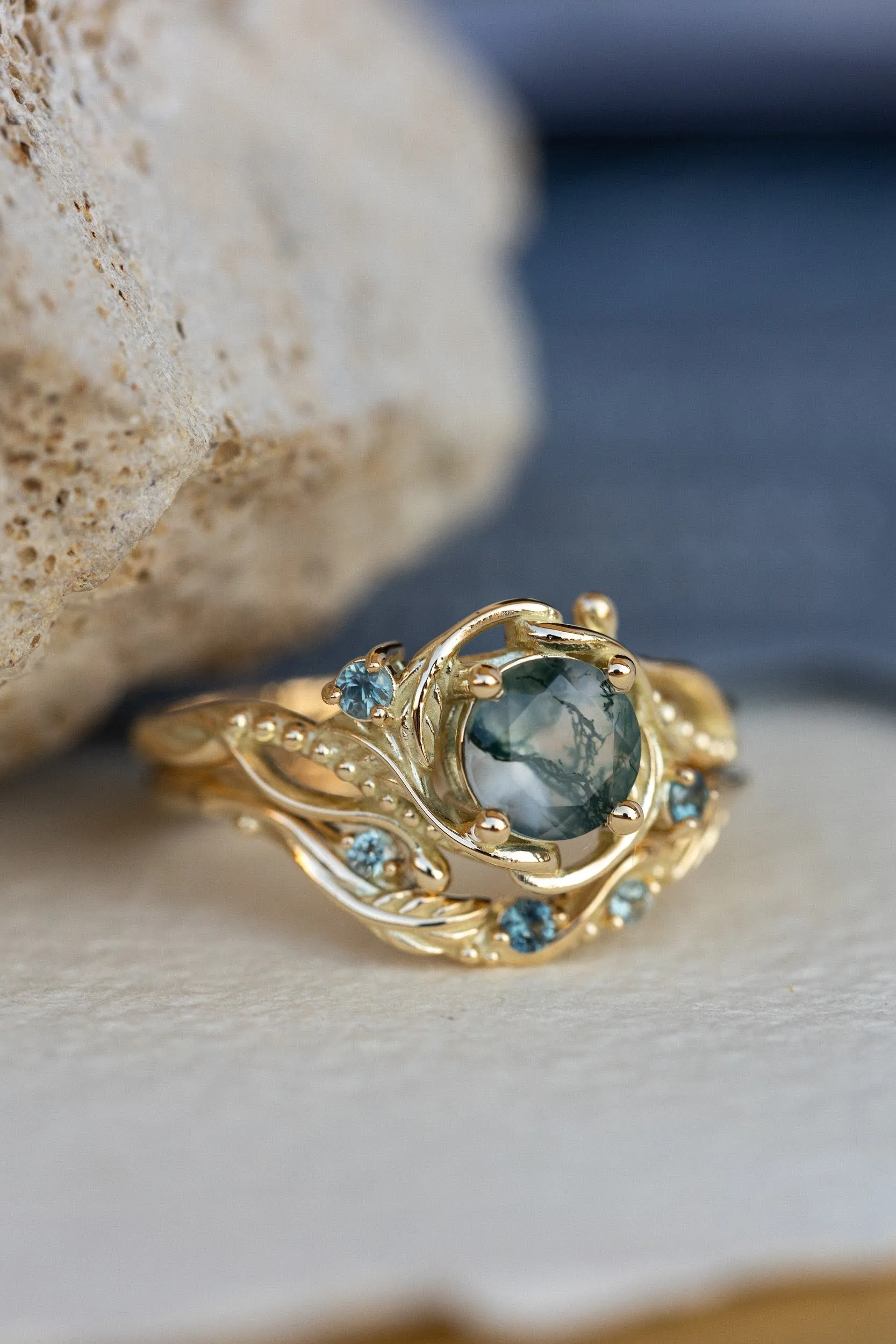 1 carat moss agate and accent teal sapphires engagement ring set, nature inspired bridal ring set / Undina