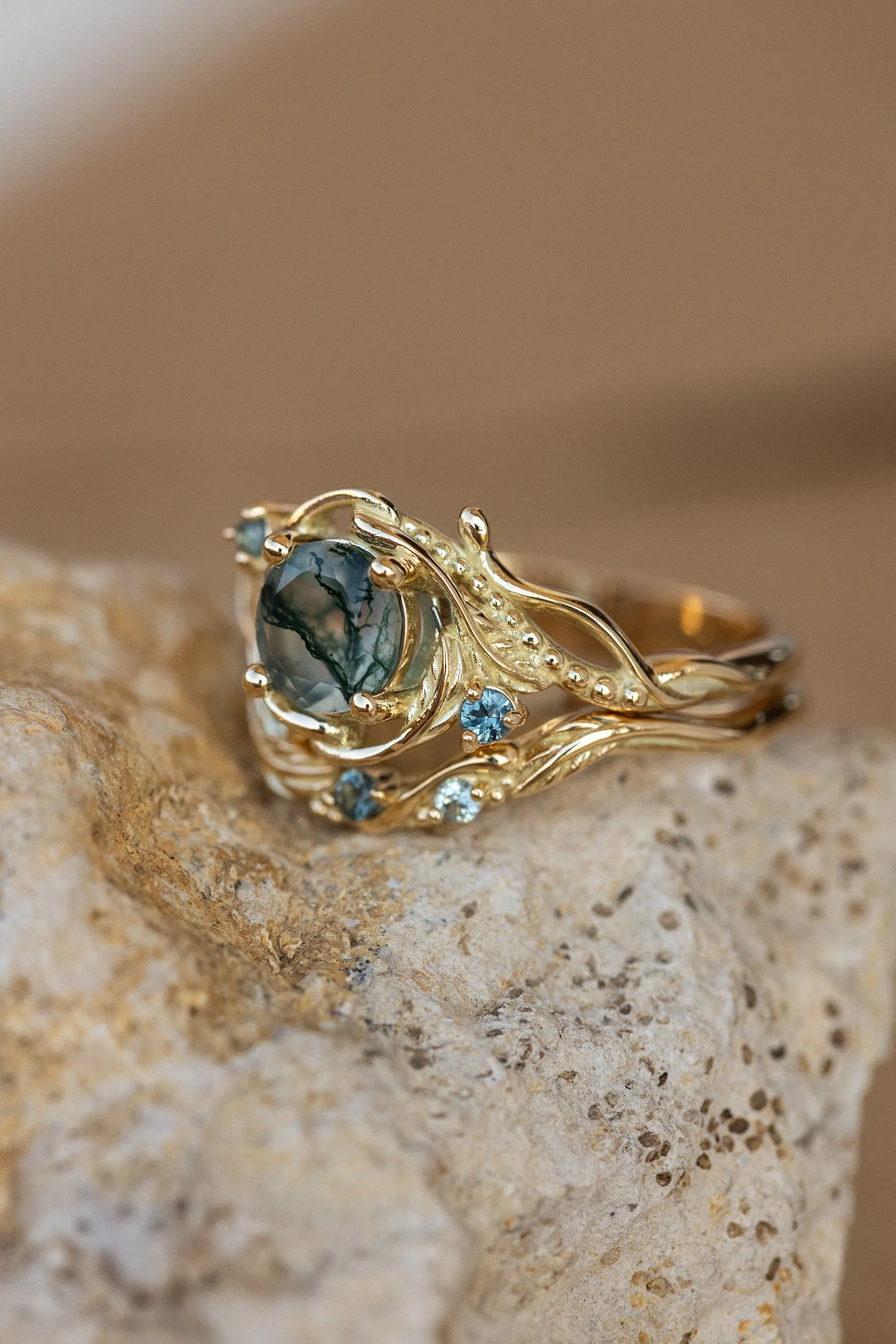 1 carat moss agate and accent teal sapphires engagement ring set, nature inspired bridal ring set / Undina