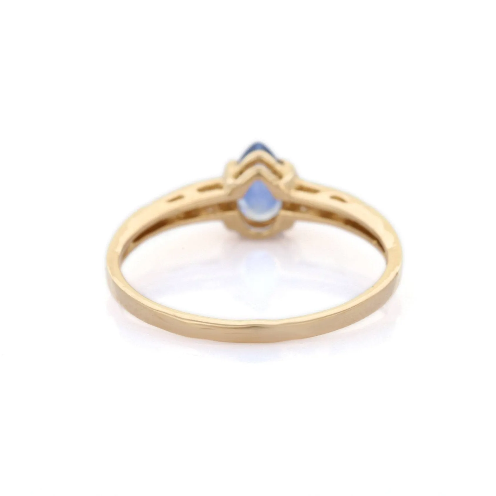 14K Yellow Gold Sapphire Ring