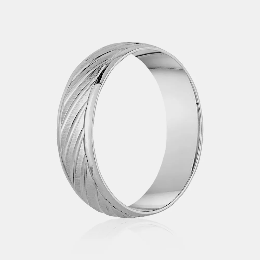 18K Diagonal Polished Lines Wedding Band