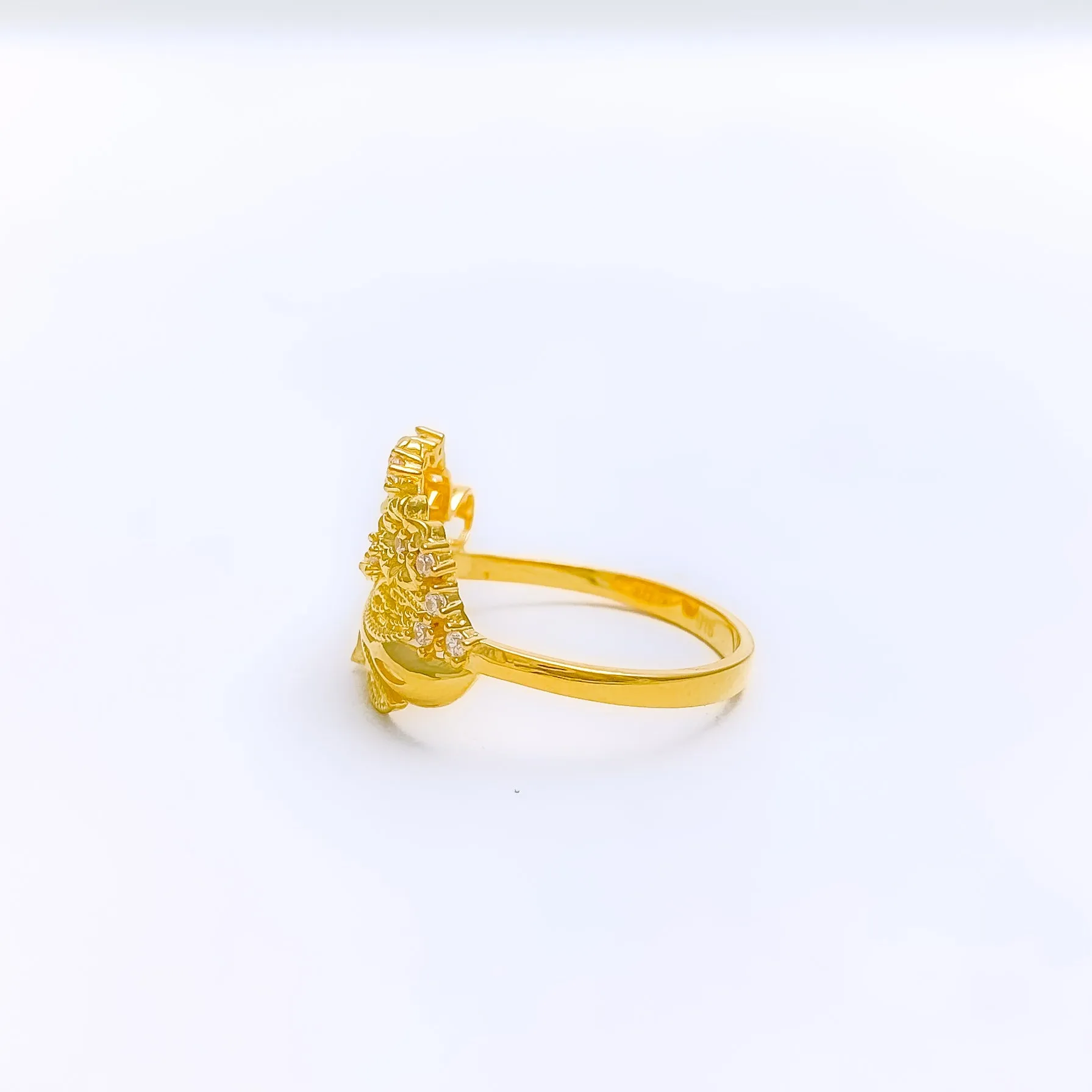 Attractive Floral Bouquet CZ Ring