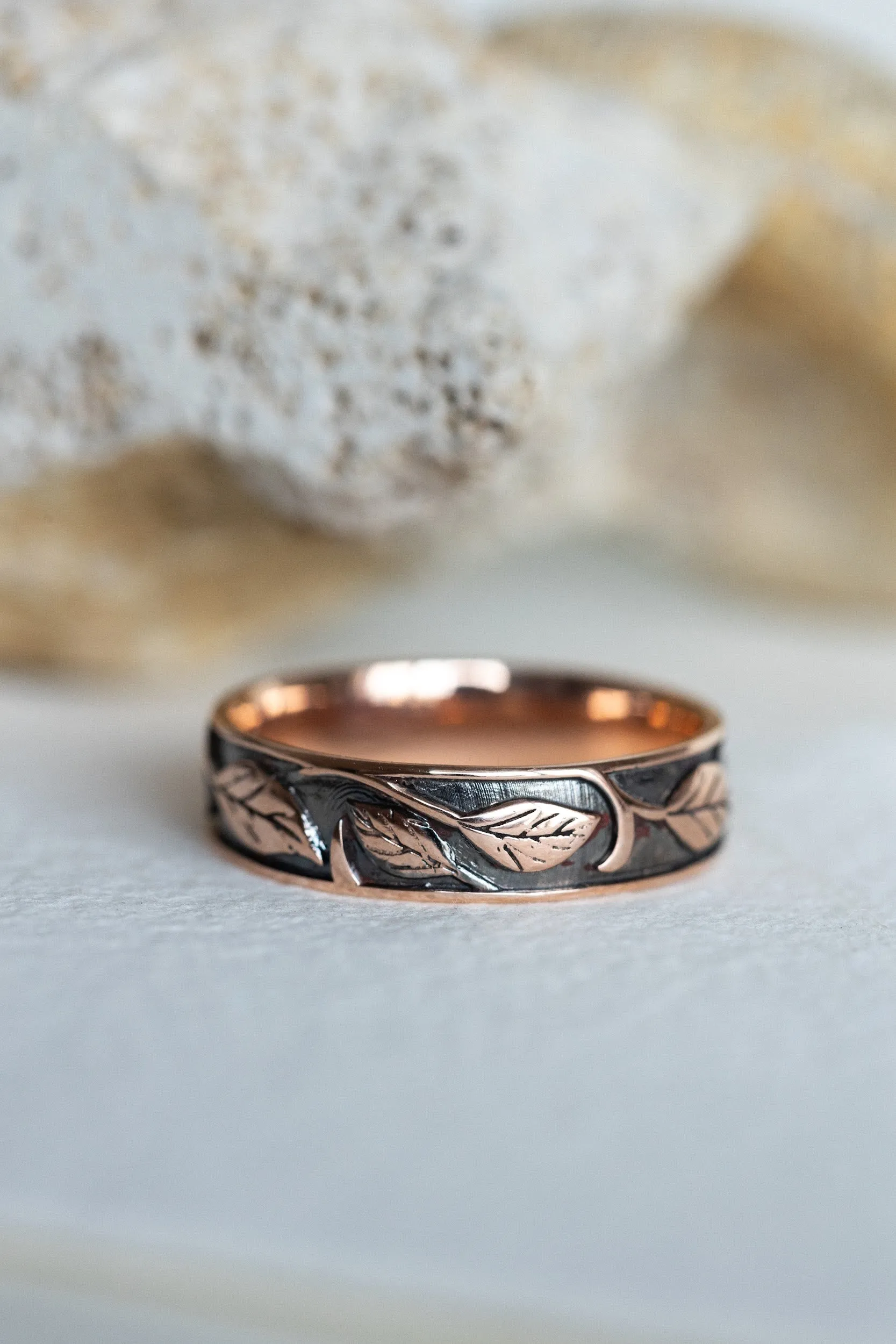 Black rhodium plating gold leaves wedding band, nature themed wedding ring