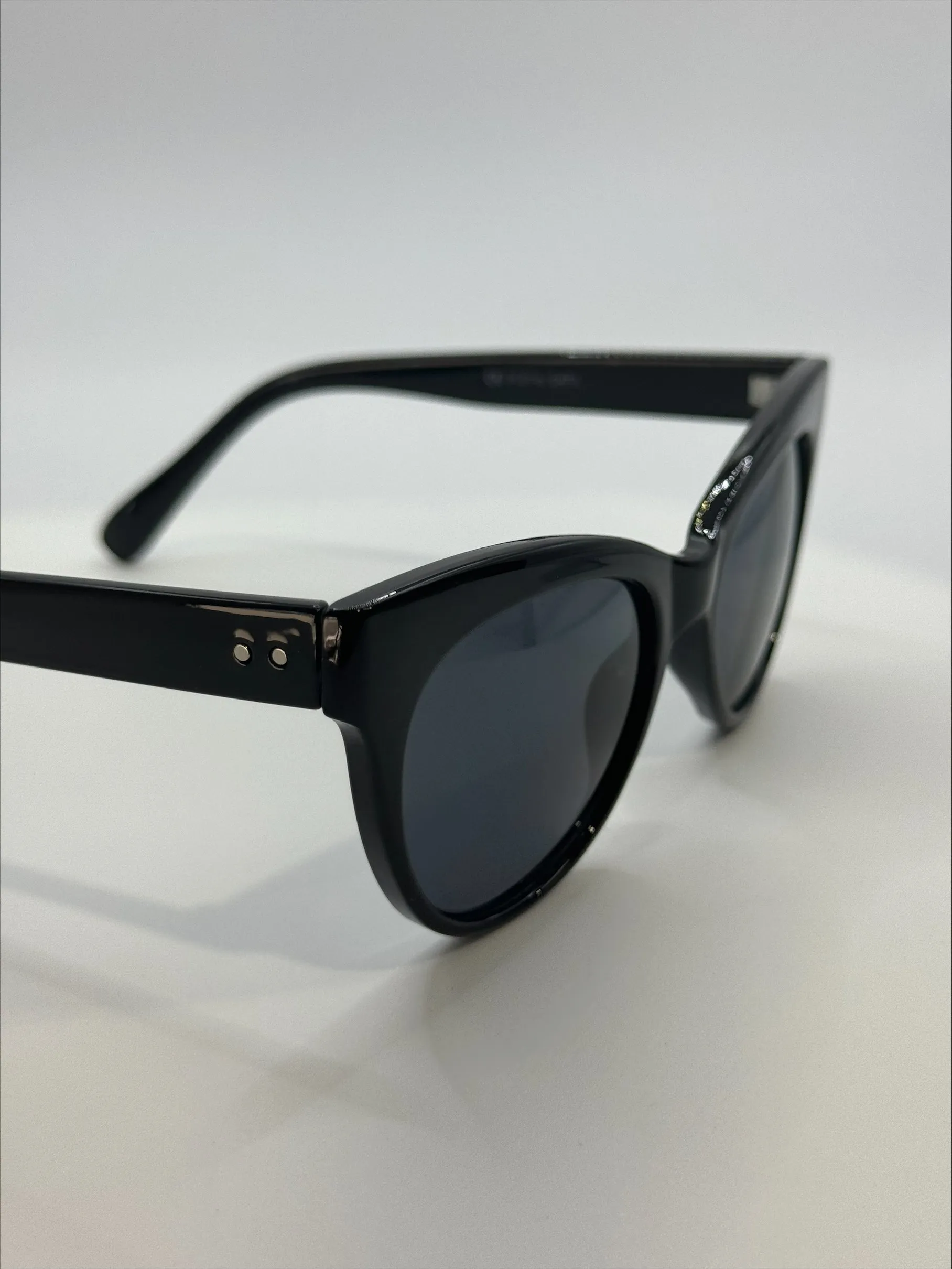 Cassie Black Sunglasses