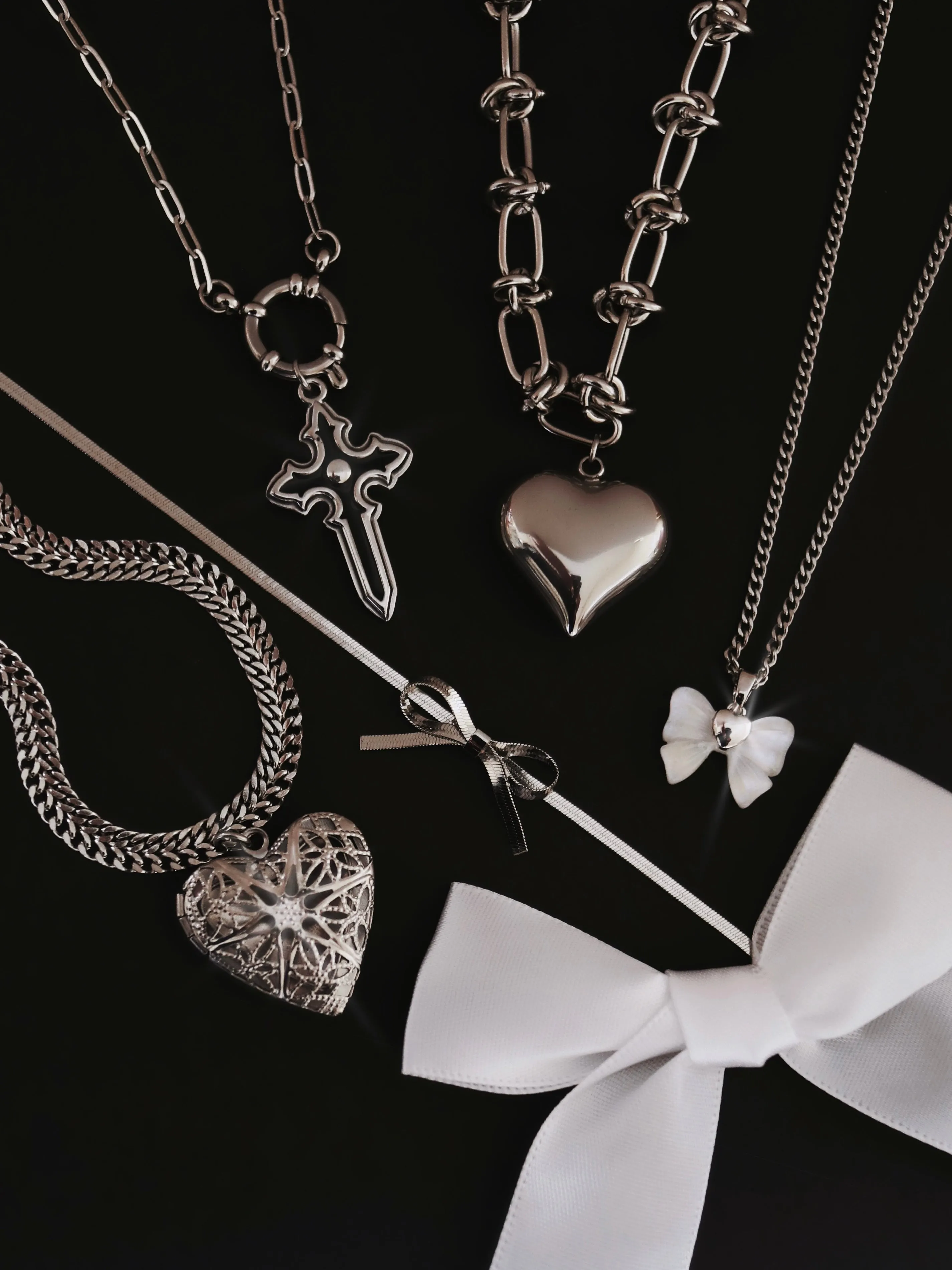 Coquette Bow Necklace