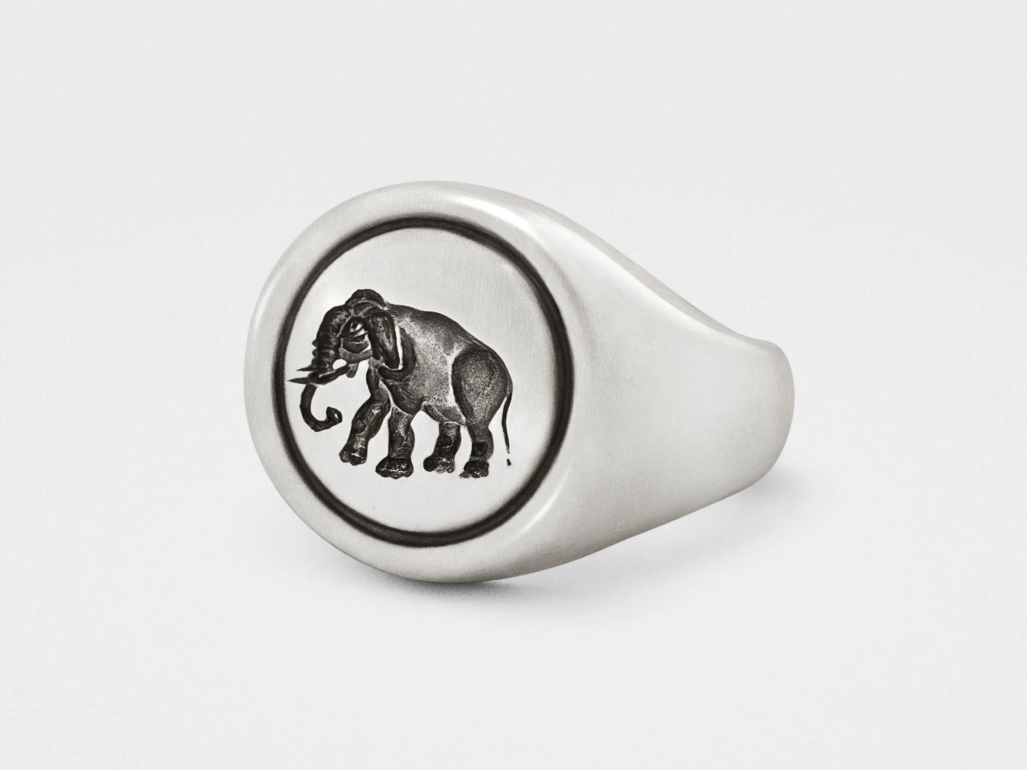 Elephant Signet Ring in Sterling Silver