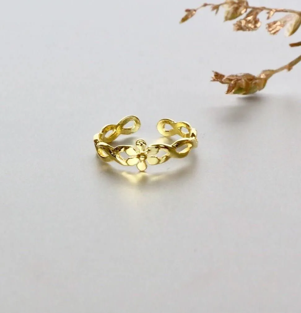 Gold Band Toe Ring, Flower Toe ring, Adjustable Toe Band, Minimalist Toe Ring, Gift under 10, Boho Style, Feet Jewelry, (TS32G)