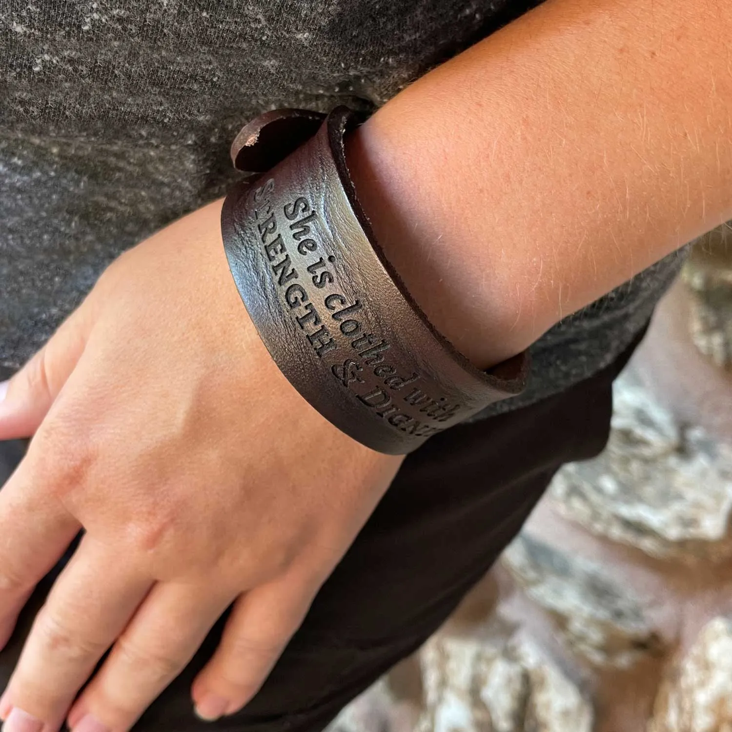 Hunger and Thirst for Righteousness Matthew 5:6 Laser-Engraved Brown Leather Scripture Bracelet with Watch Band Clasp