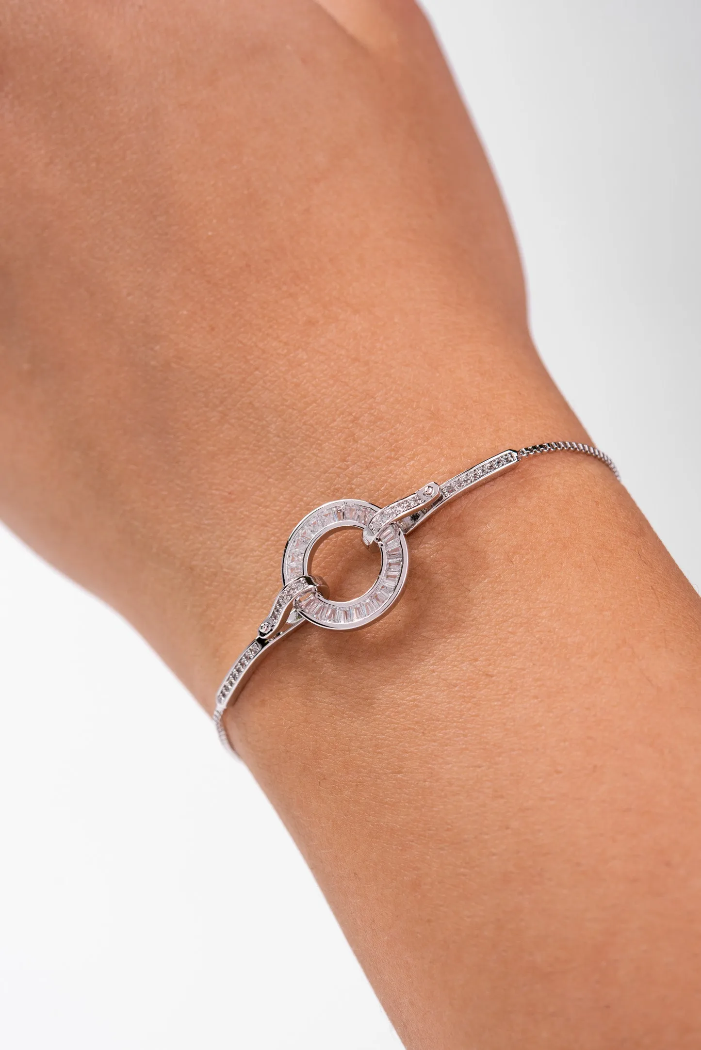 Luna Baguette CZ Circle Adjustable Bracelet - Sliver