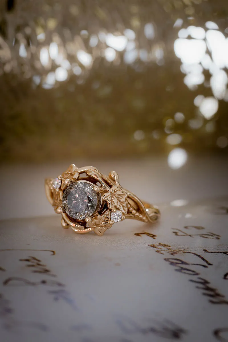 Nature inspired salt & pepper diamond ring / Ivy Undina