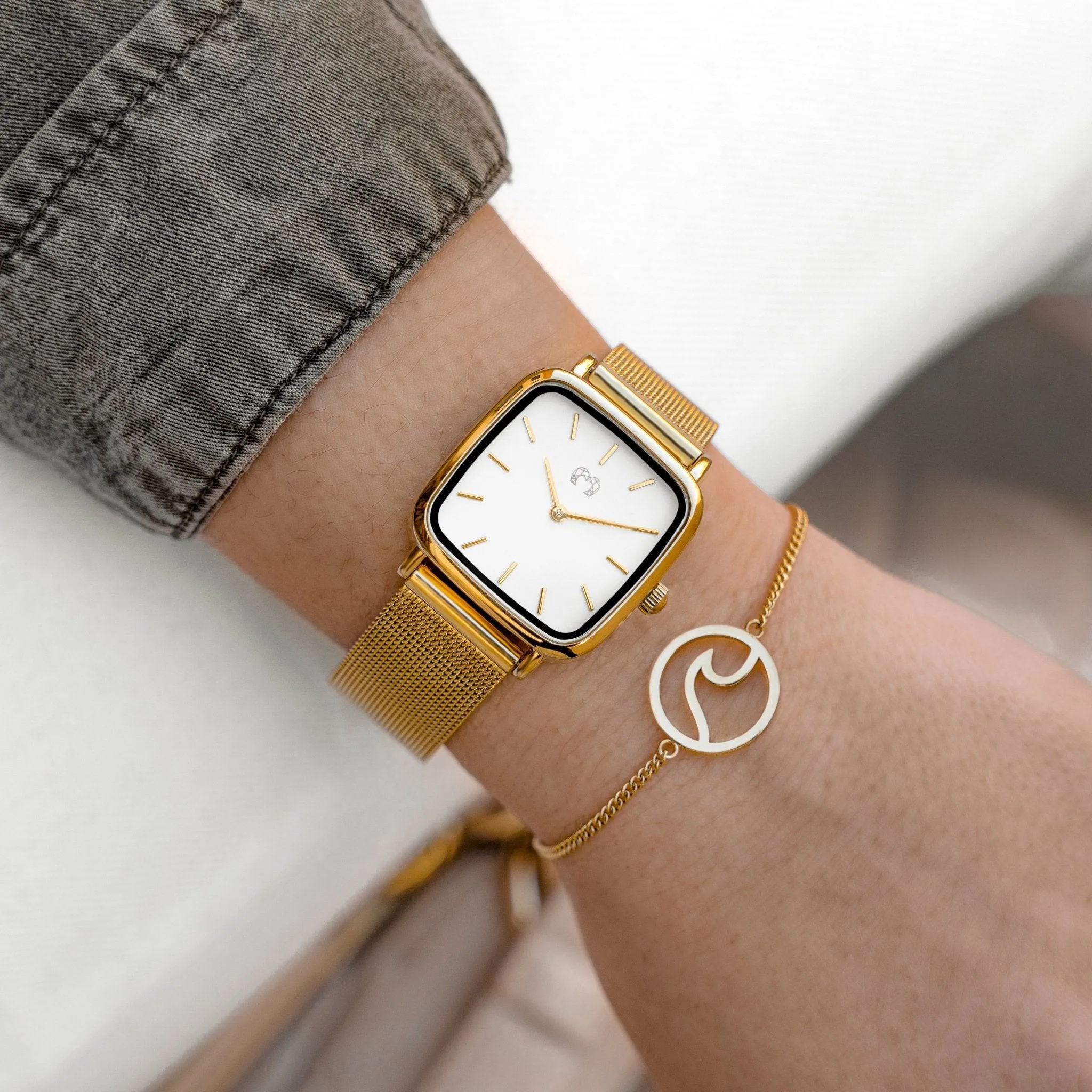 "Minuit" Watch ~ Goldwhite