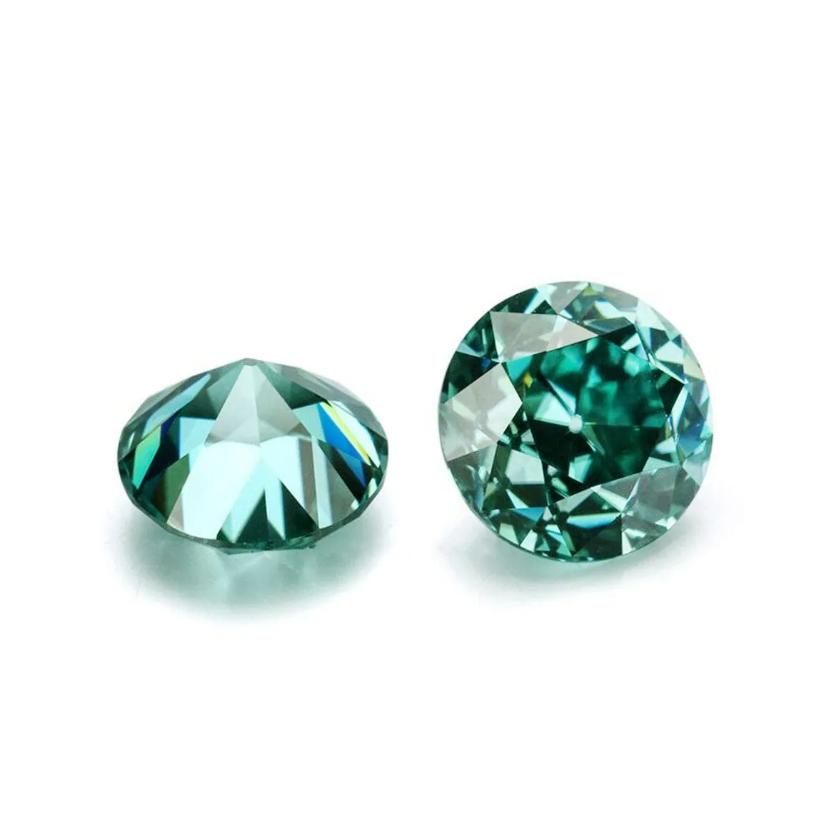 Round 6.2mm/1ct Green OEC Moissanite Stone