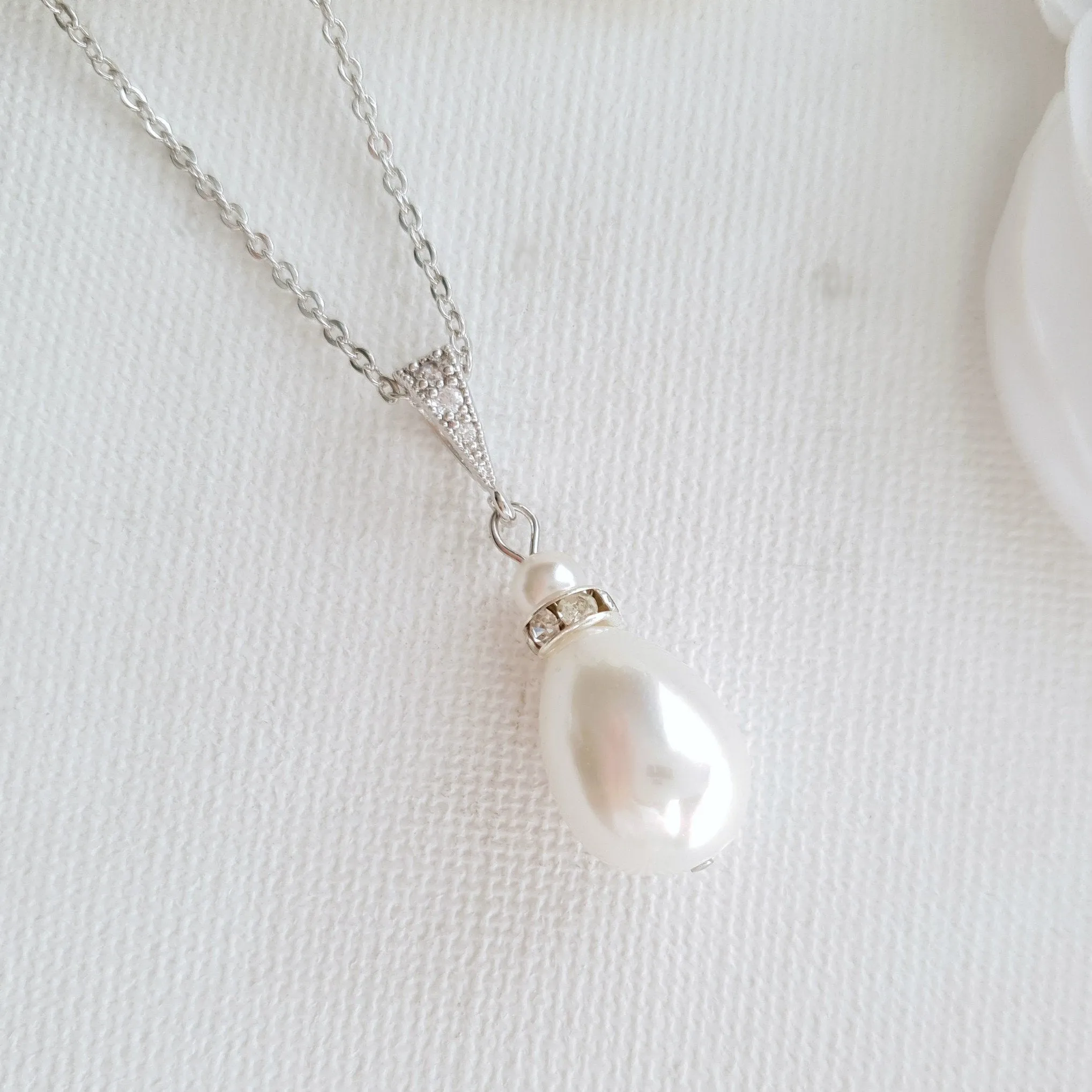 Simple Pearl Wedding Necklace For Brides & Bridesmaids-Penelope