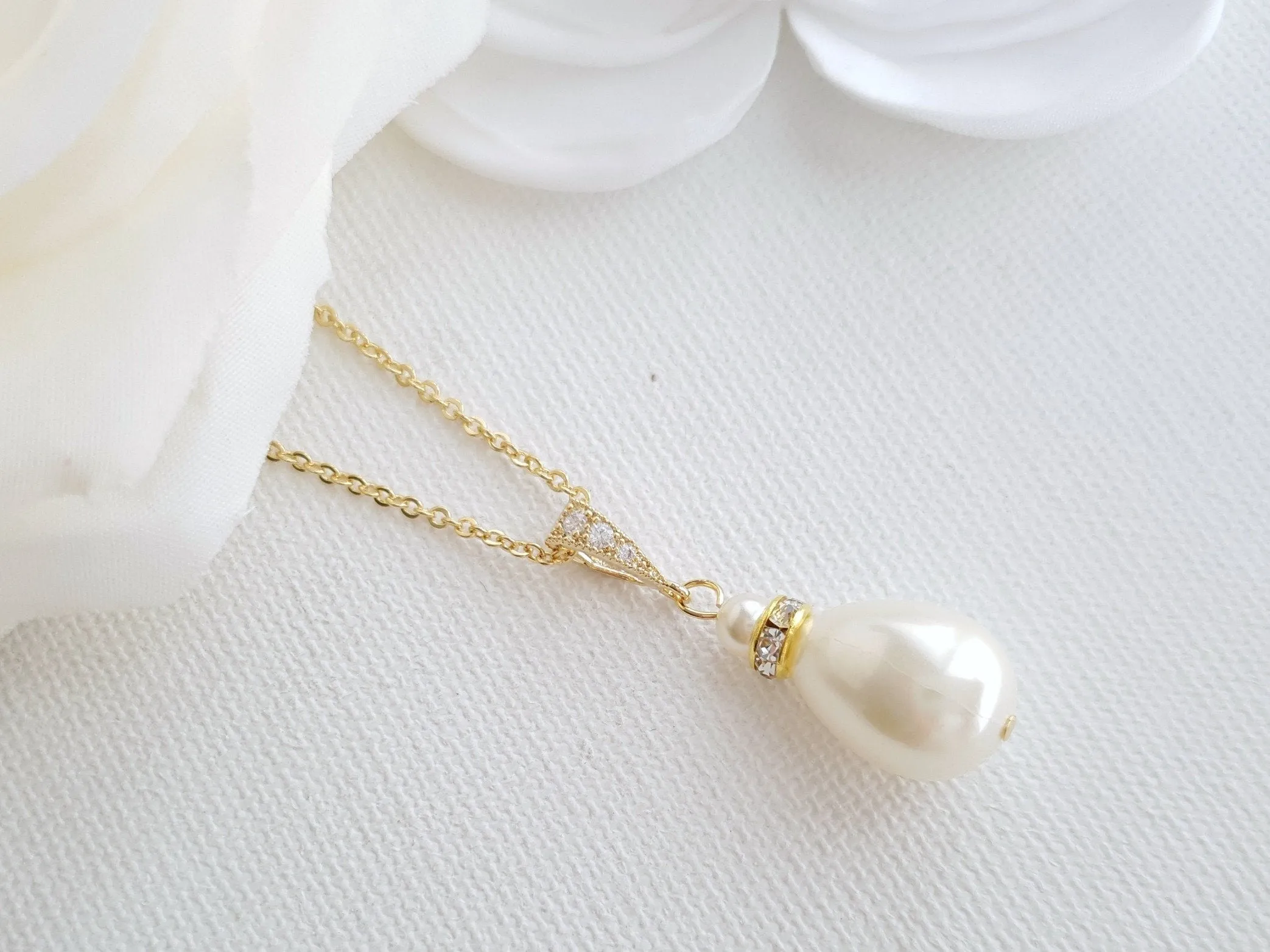 Simple Pearl Wedding Necklace For Brides & Bridesmaids-Penelope