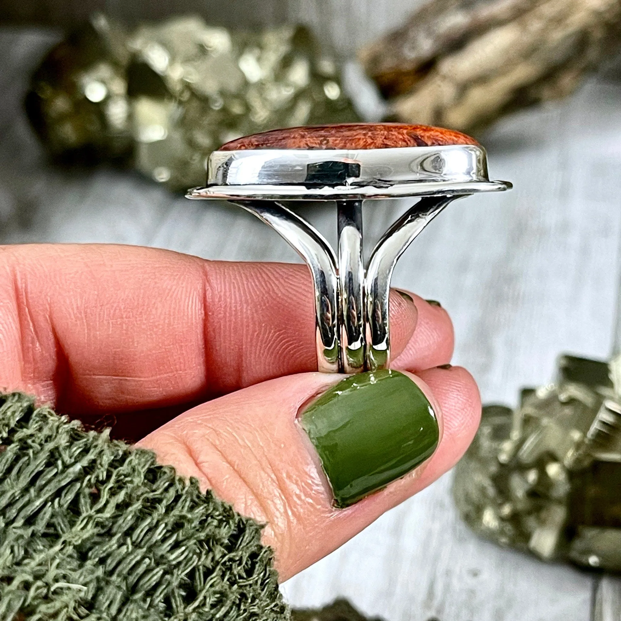 Size 10 Stunning Spiny Oyster Statement Ring Set in Thick Sterling Silver / Curated by FOXLARK Collection