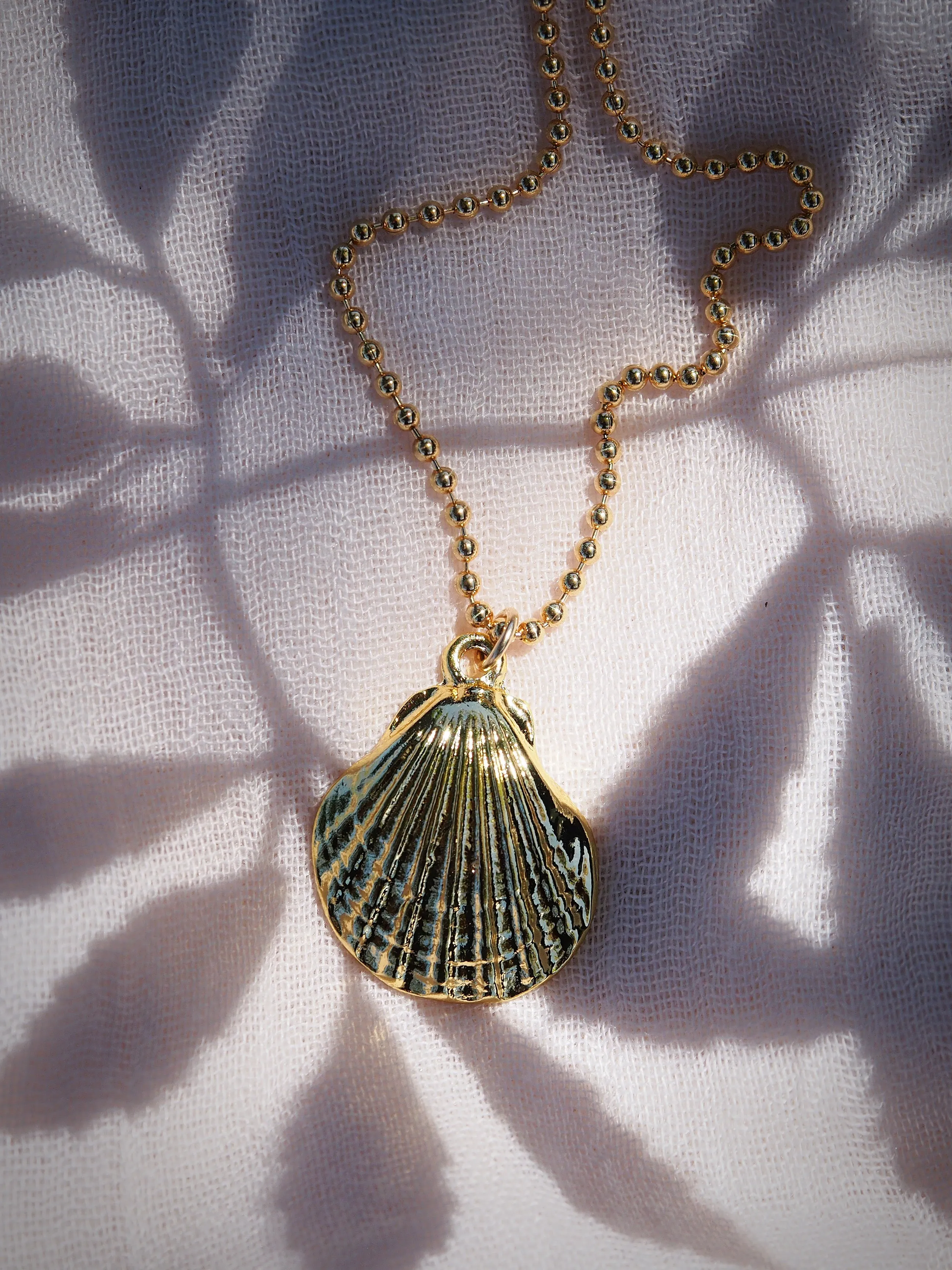 Statement Large Gold Seashell Necklace - Kaiapo