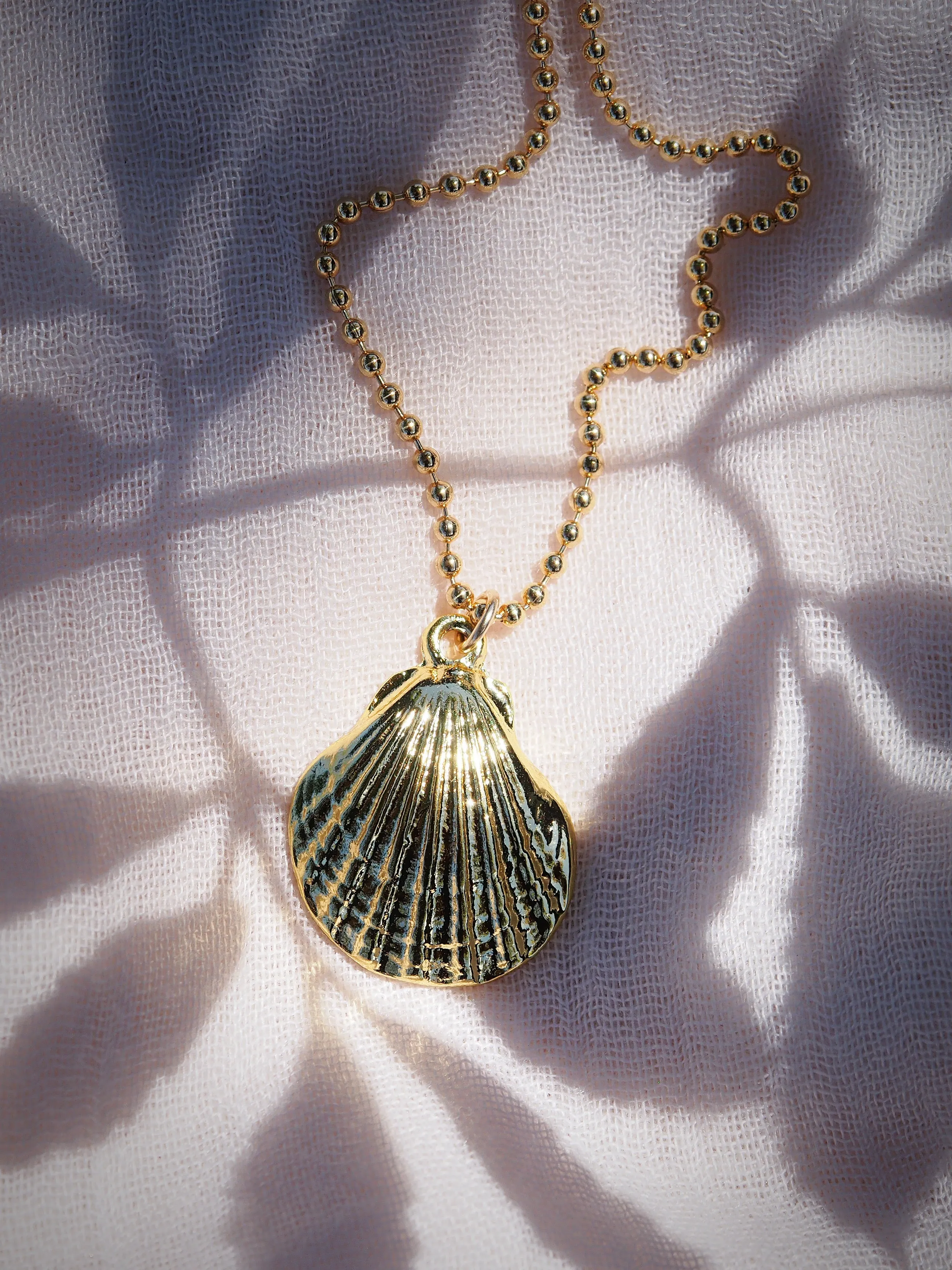 Statement Large Gold Seashell Necklace - Kaiapo