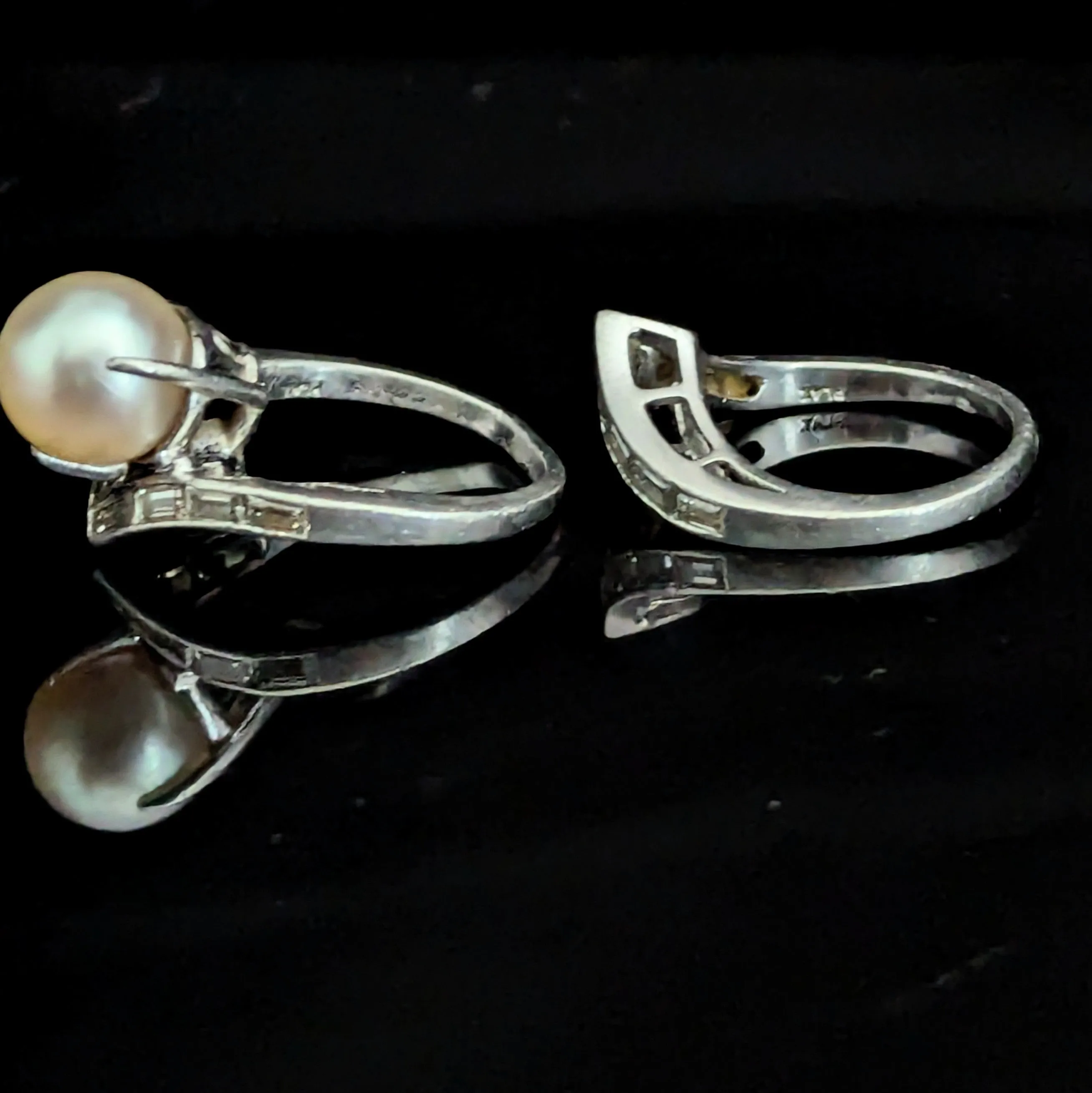 The Polignano - 1950s Pearl Diamonds Platinum Vintage Ring Set