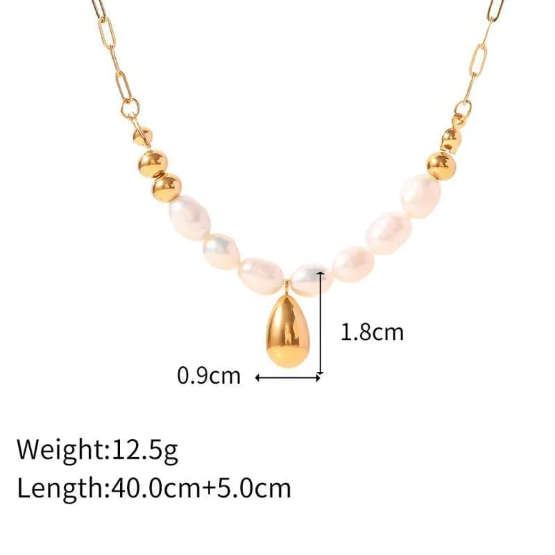 Women's Elegant Pearl Necklace